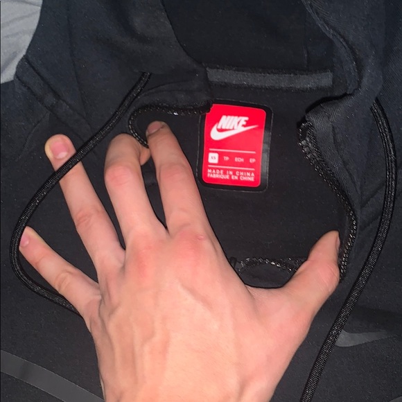 nike fleece zip up sweatshirt - Picture 3 of 3